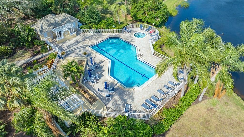 For Sale: $699,990 (2 beds, 2 baths, 1707 Square Feet)