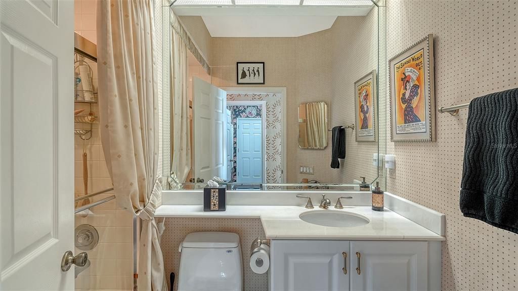 For Sale: $699,990 (2 beds, 2 baths, 1707 Square Feet)