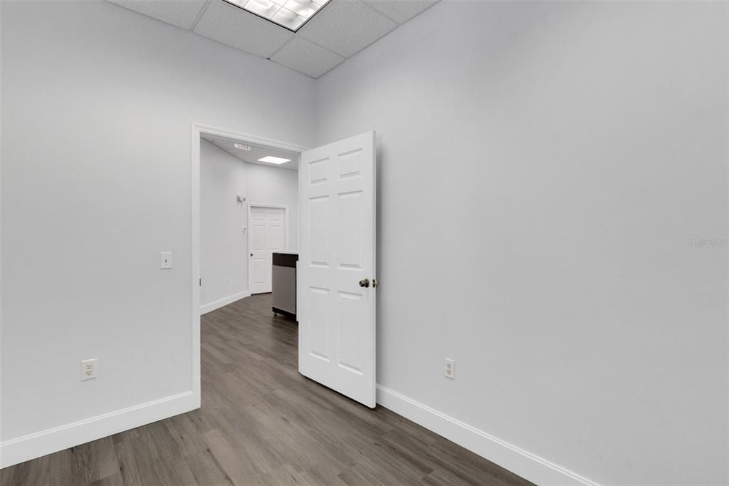 На продажу: $31,200 (0 спален, 0 ванн, 1500 Квадратных фут)