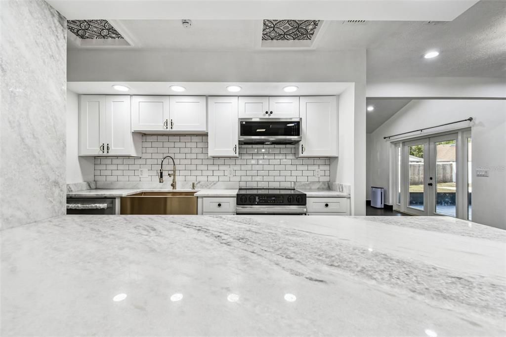 En Venta: $500,000 (3 camas, 2 baños, 1600 Pies cuadrados)