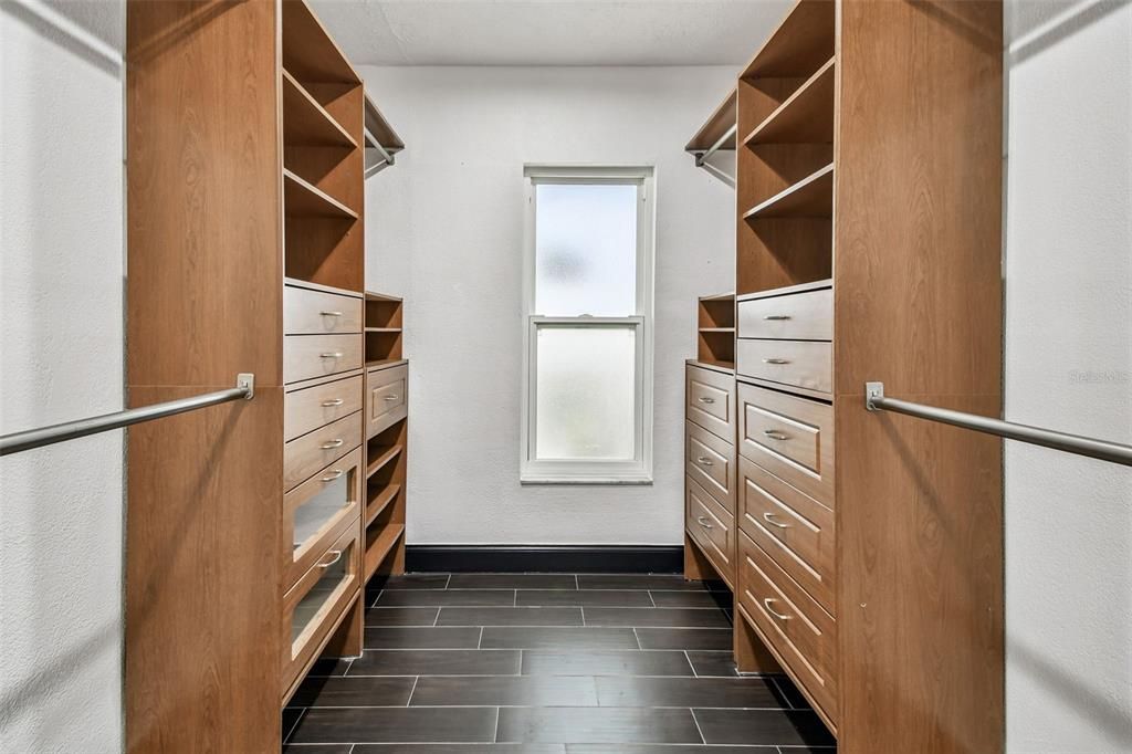 En Venta: $500,000 (3 camas, 2 baños, 1600 Pies cuadrados)