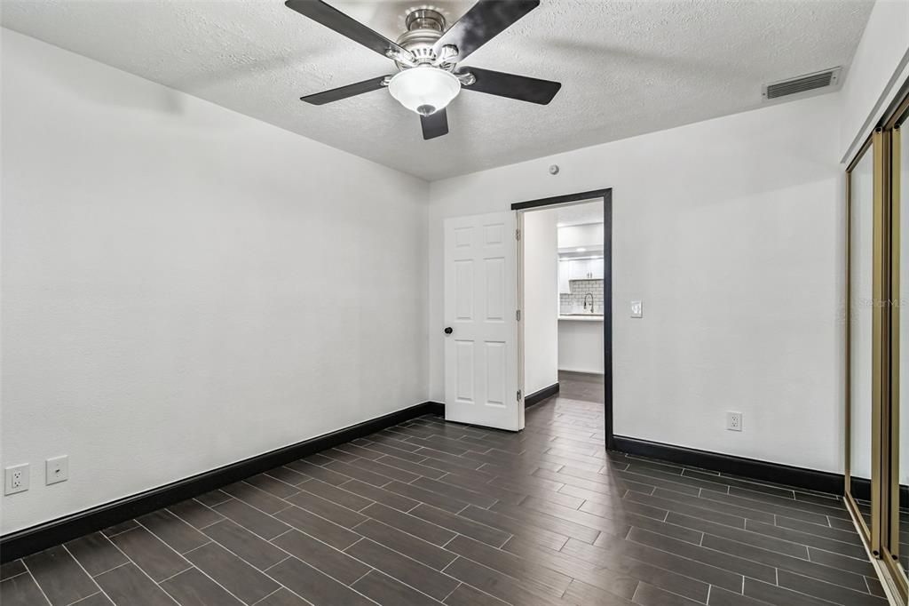 En Venta: $500,000 (3 camas, 2 baños, 1600 Pies cuadrados)