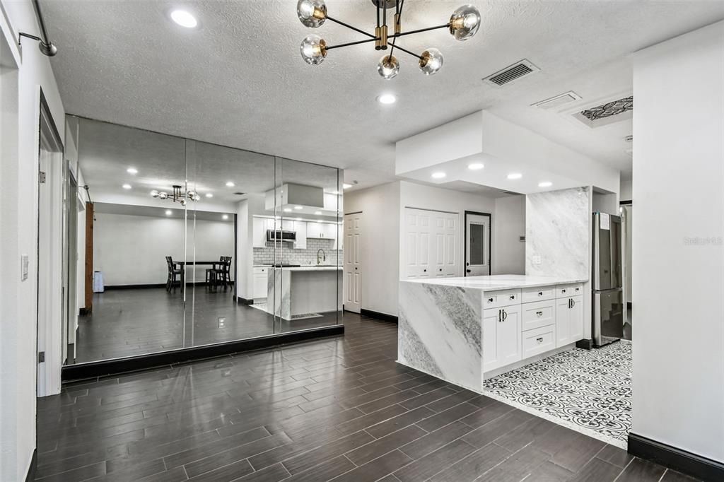 En Venta: $500,000 (3 camas, 2 baños, 1600 Pies cuadrados)