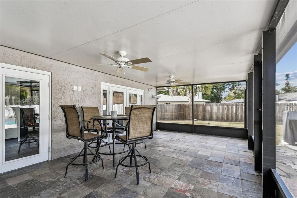 En Venta: $500,000 (3 camas, 2 baños, 1600 Pies cuadrados)