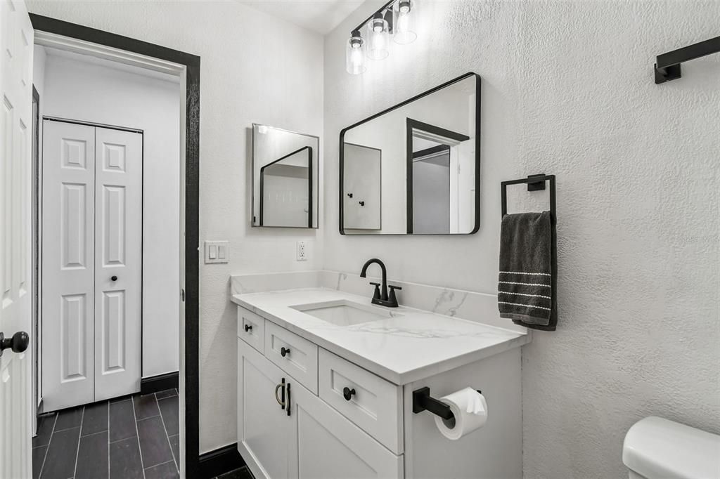 En Venta: $500,000 (3 camas, 2 baños, 1600 Pies cuadrados)