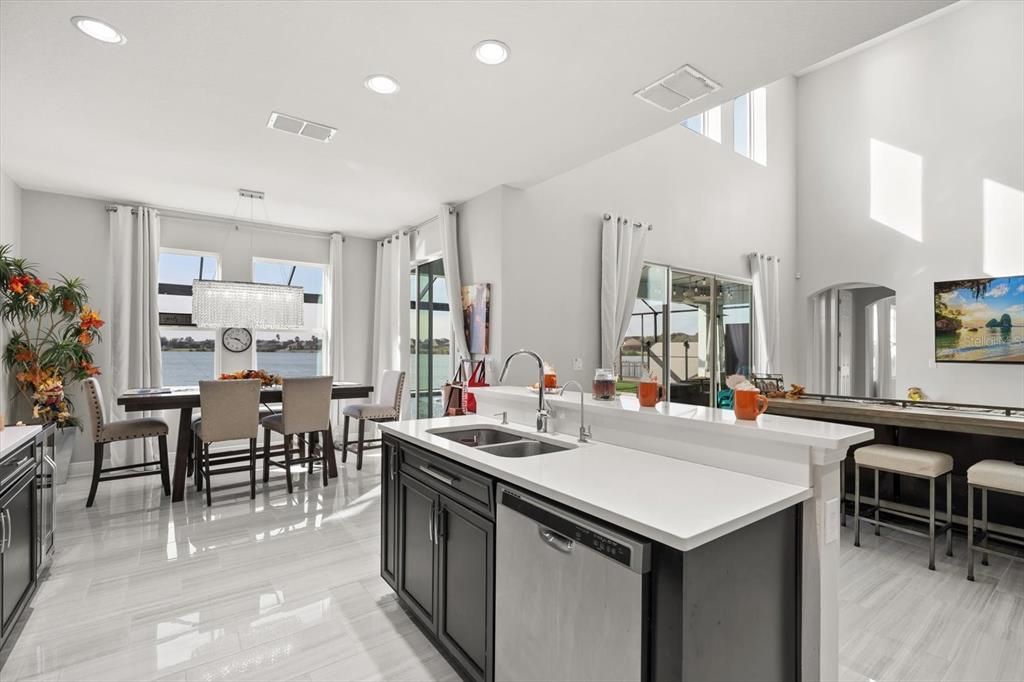 На продажу: $1,350,000 (5 спален, 4 ванн, 3483 Квадратных фут)