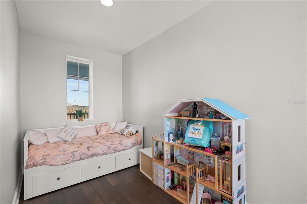 На продажу: $1,350,000 (5 спален, 4 ванн, 3483 Квадратных фут)