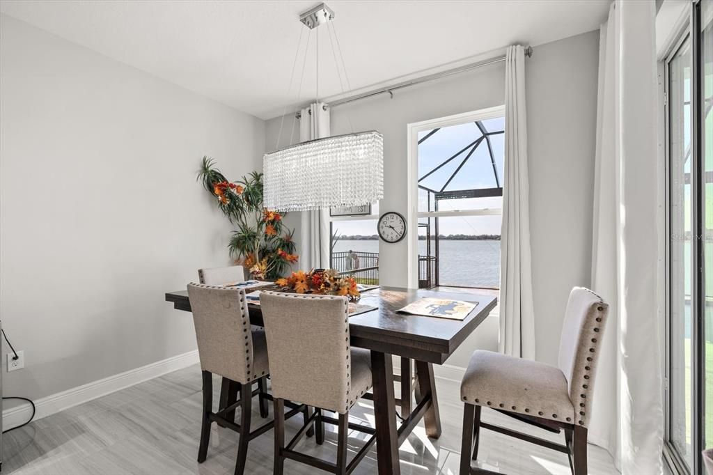 На продажу: $1,350,000 (5 спален, 4 ванн, 3483 Квадратных фут)