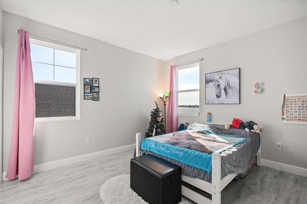 На продажу: $1,350,000 (5 спален, 4 ванн, 3483 Квадратных фут)