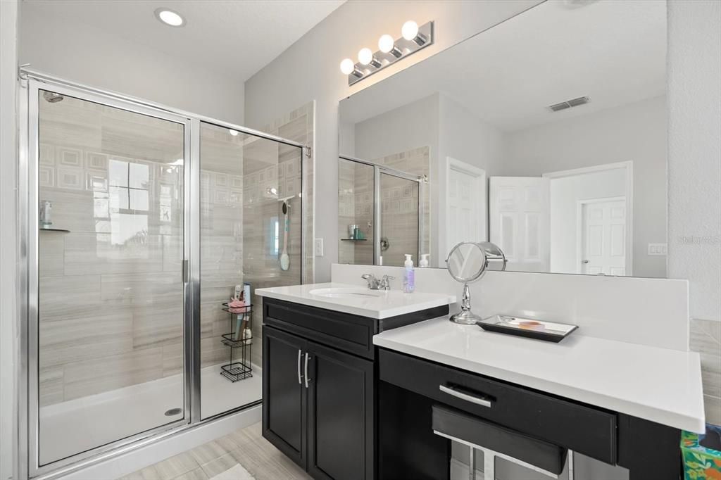 На продажу: $1,350,000 (5 спален, 4 ванн, 3483 Квадратных фут)