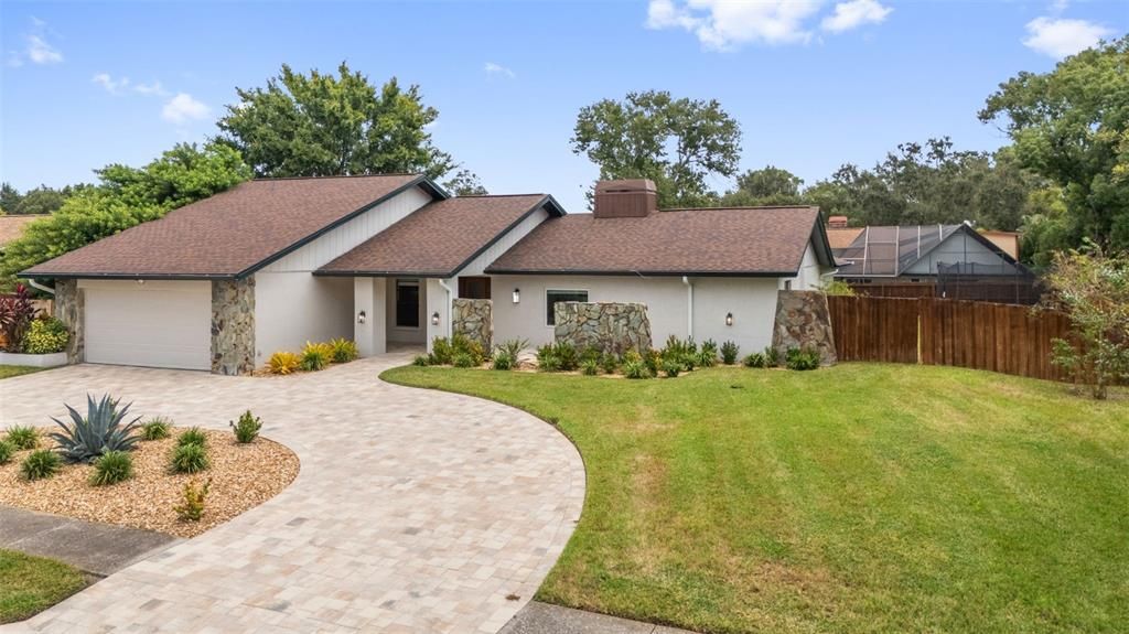 En Venta: $734,900 (4 camas, 2 baños, 2370 Pies cuadrados)