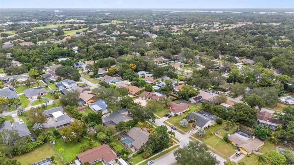 En Venta: $734,900 (4 camas, 2 baños, 2370 Pies cuadrados)