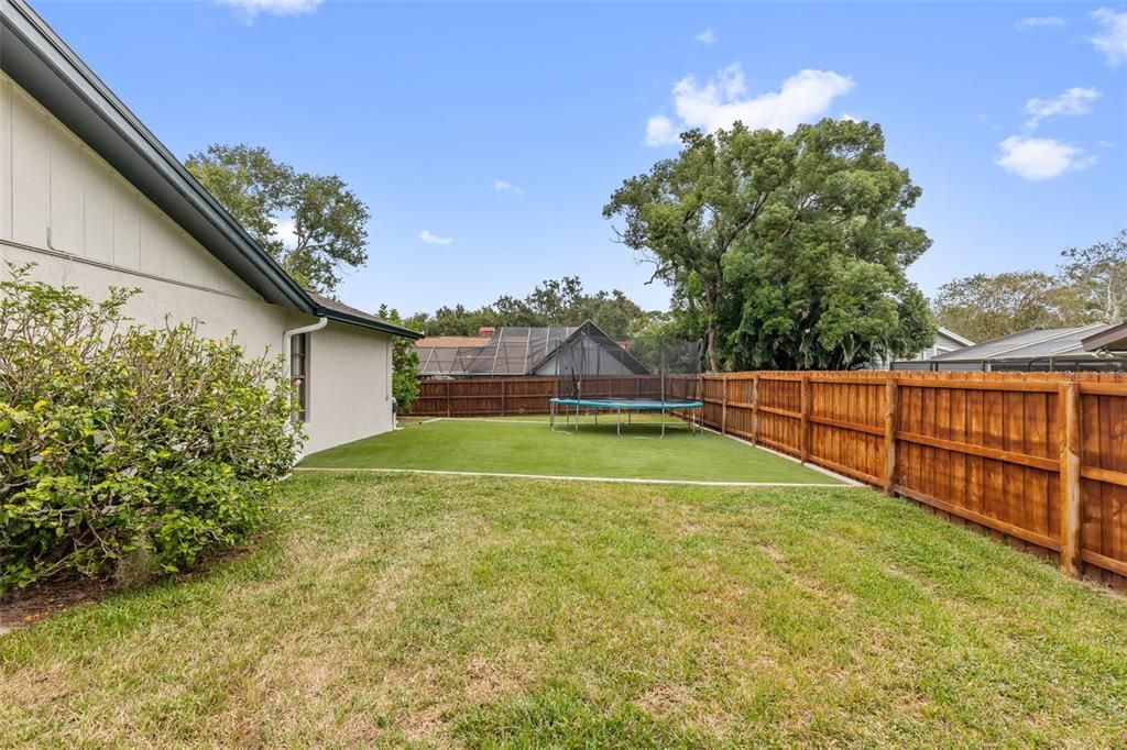 En Venta: $734,900 (4 camas, 2 baños, 2370 Pies cuadrados)