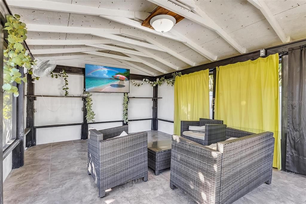 出租: $2,300 (4 贝兹, 2 浴室, 2123 平方英尺)