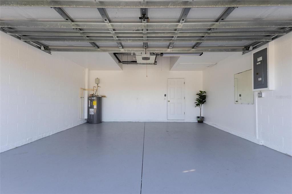 出租: $2,300 (4 贝兹, 2 浴室, 2123 平方英尺)