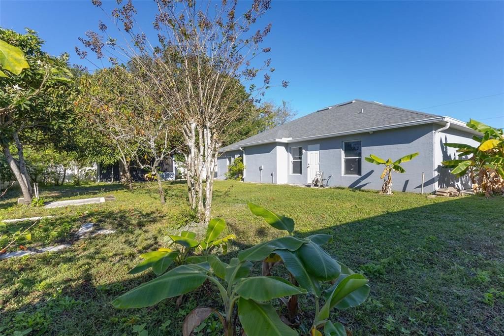 出租: $2,300 (4 贝兹, 2 浴室, 2123 平方英尺)