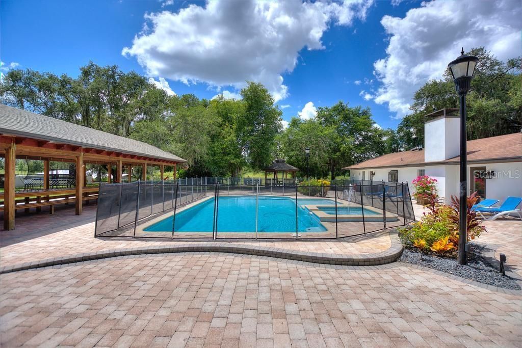 For Sale: $749,000 (4 beds, 2 baths, 2472 Square Feet)