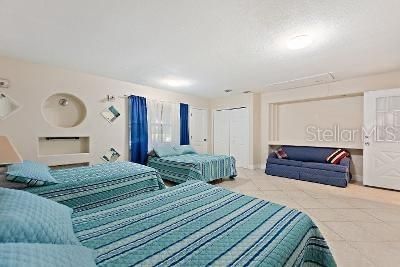 For Sale: $749,000 (4 beds, 2 baths, 2472 Square Feet)