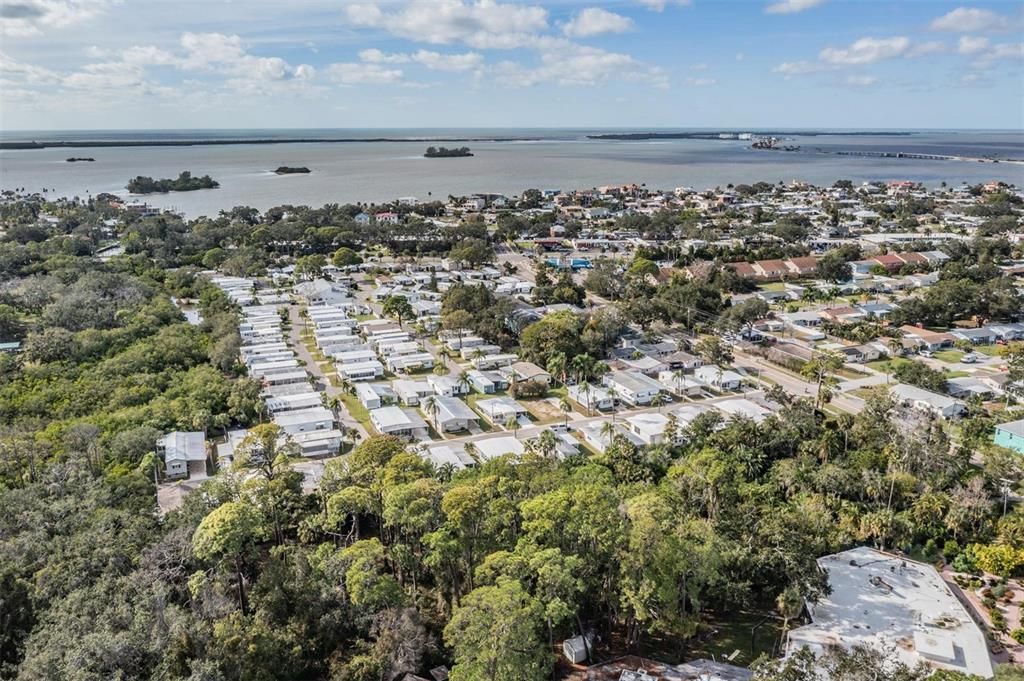 待售: $175,000 (2 贝兹, 2 浴室, 1044 平方英尺)