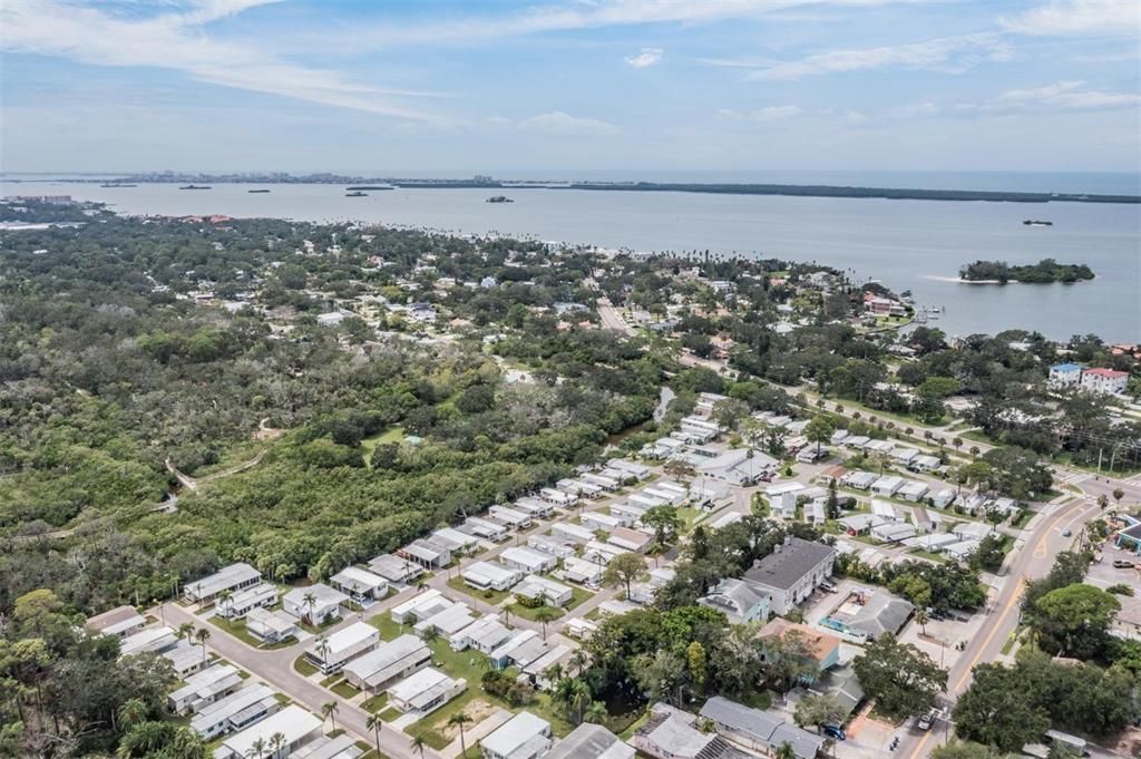 待售: $175,000 (2 贝兹, 2 浴室, 1044 平方英尺)