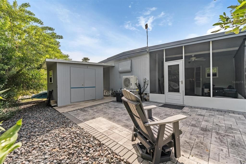 待售: $175,000 (2 贝兹, 2 浴室, 1044 平方英尺)