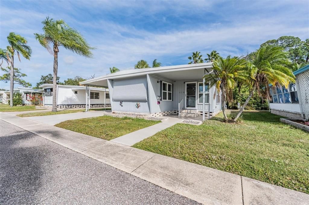 待售: $175,000 (2 贝兹, 2 浴室, 1044 平方英尺)