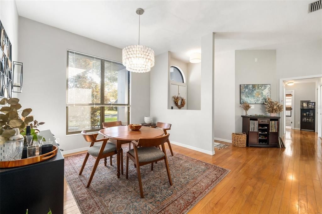 For Sale: $380,000 (3 beds, 2 baths, 1952 Square Feet)