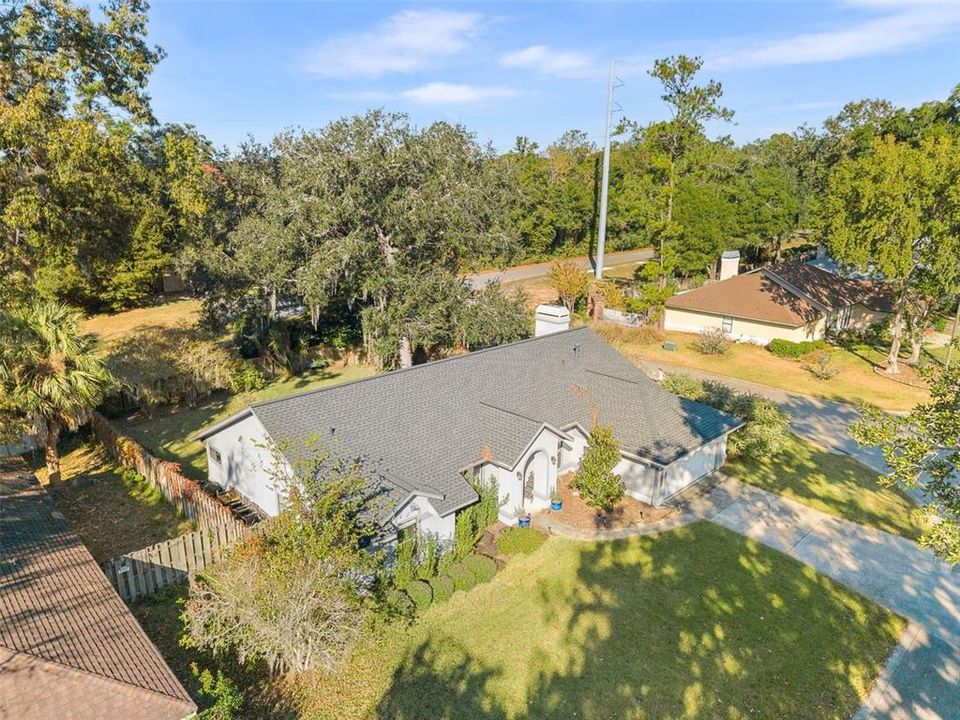 For Sale: $380,000 (3 beds, 2 baths, 1952 Square Feet)