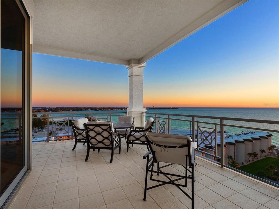 На продажу: $7,200,000 (4 спален, 4 ванн, 5987 Квадратных фут)