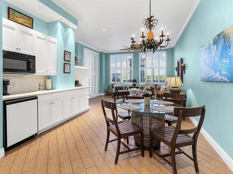 На продажу: $7,200,000 (4 спален, 4 ванн, 5987 Квадратных фут)