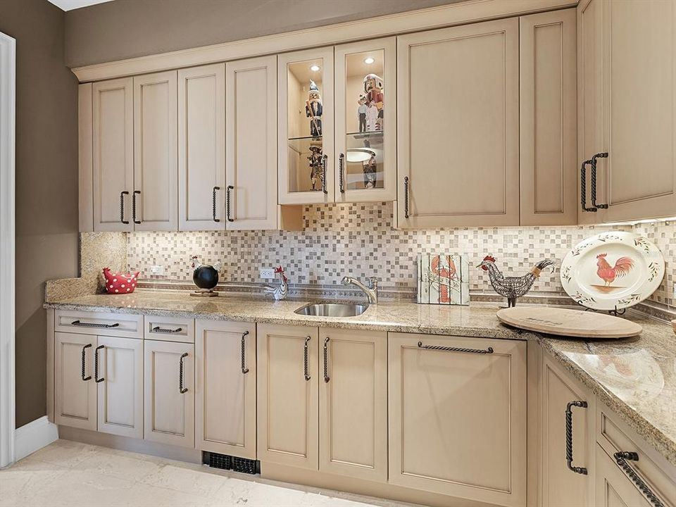 На продажу: $7,200,000 (4 спален, 4 ванн, 5987 Квадратных фут)