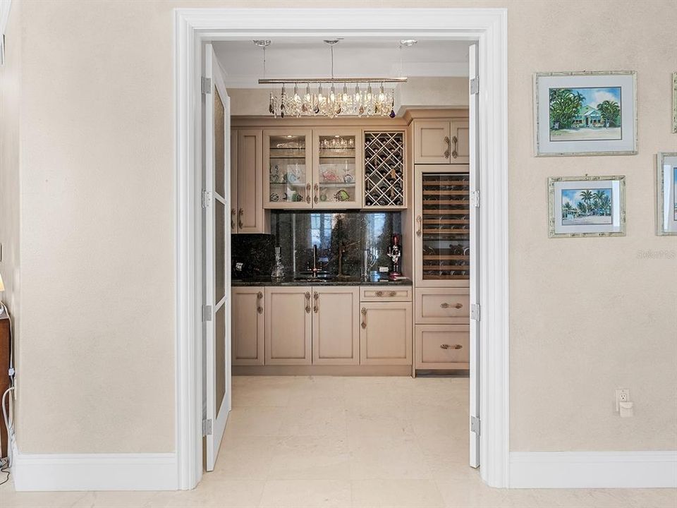 На продажу: $7,200,000 (4 спален, 4 ванн, 5987 Квадратных фут)