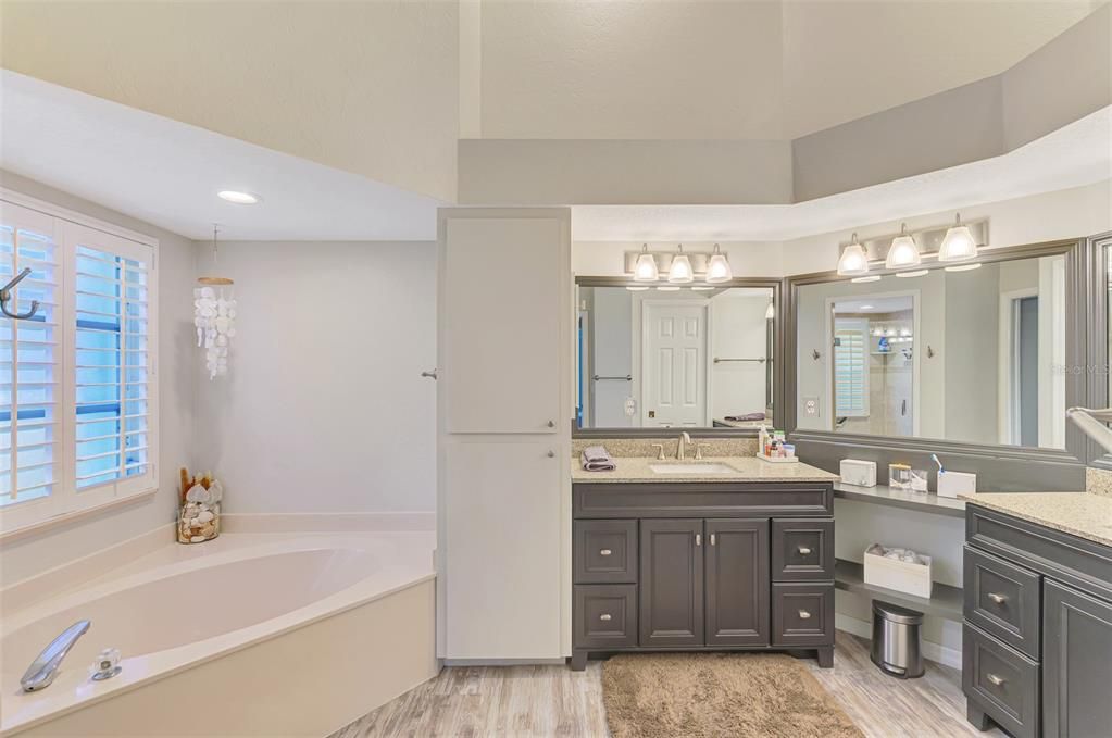 待售: $449,900 (3 贝兹, 2 浴室, 2260 平方英尺)