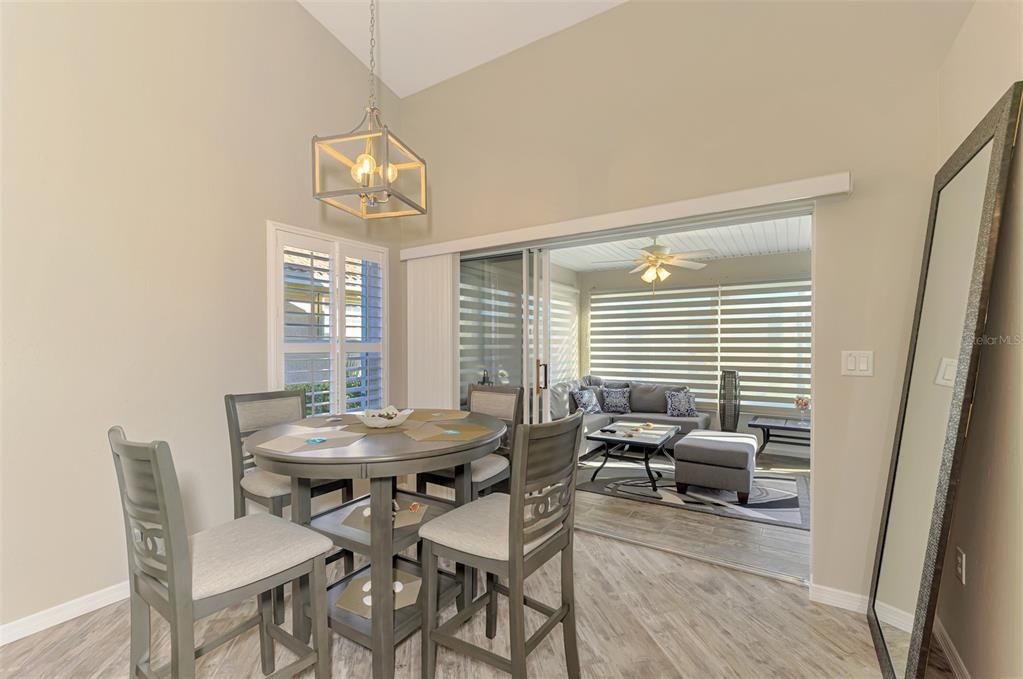 待售: $449,900 (3 贝兹, 2 浴室, 2260 平方英尺)