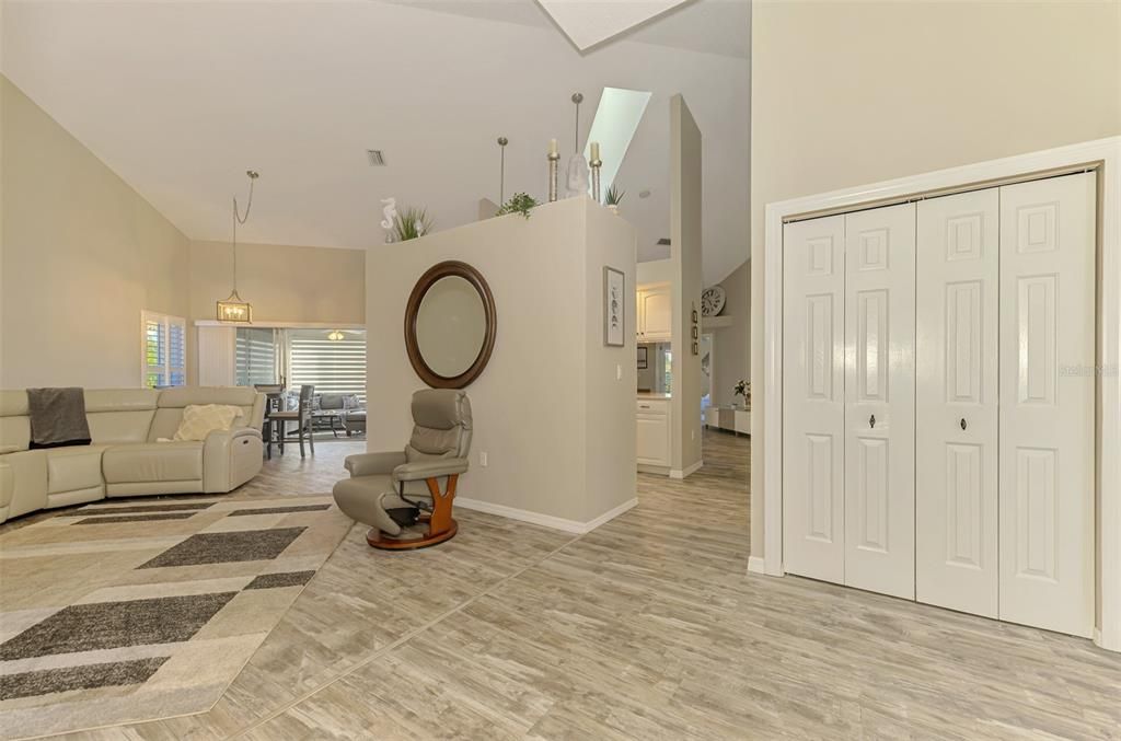 待售: $449,900 (3 贝兹, 2 浴室, 2260 平方英尺)