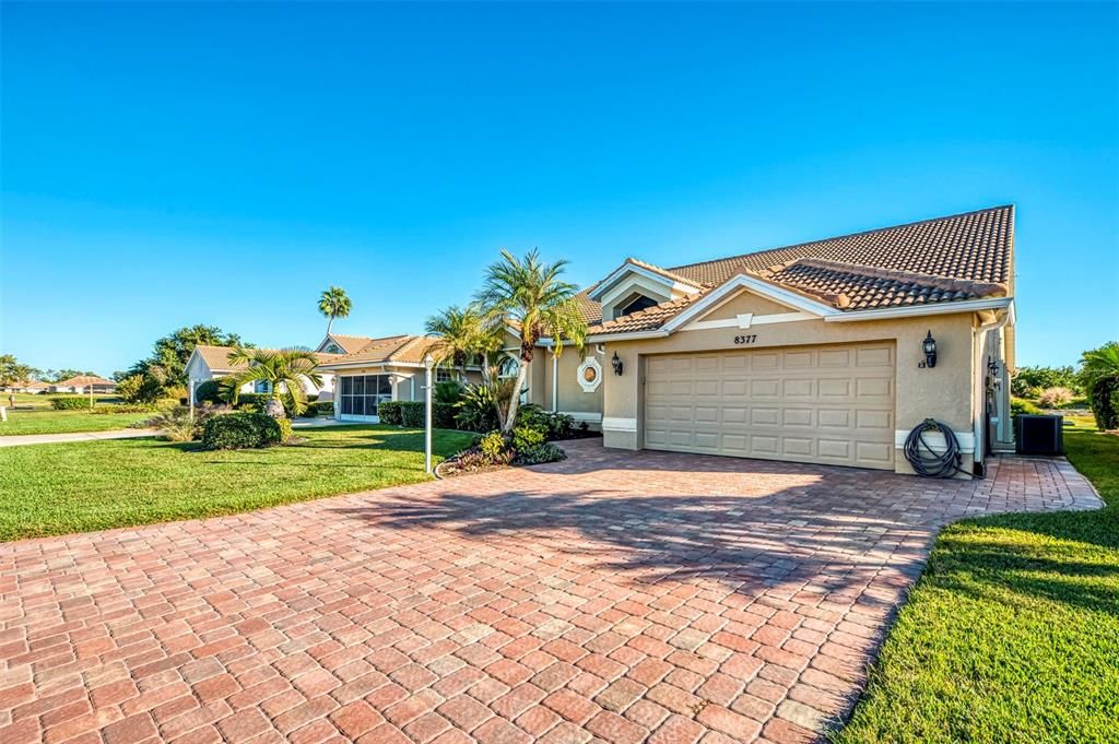 待售: $449,900 (3 贝兹, 2 浴室, 2260 平方英尺)