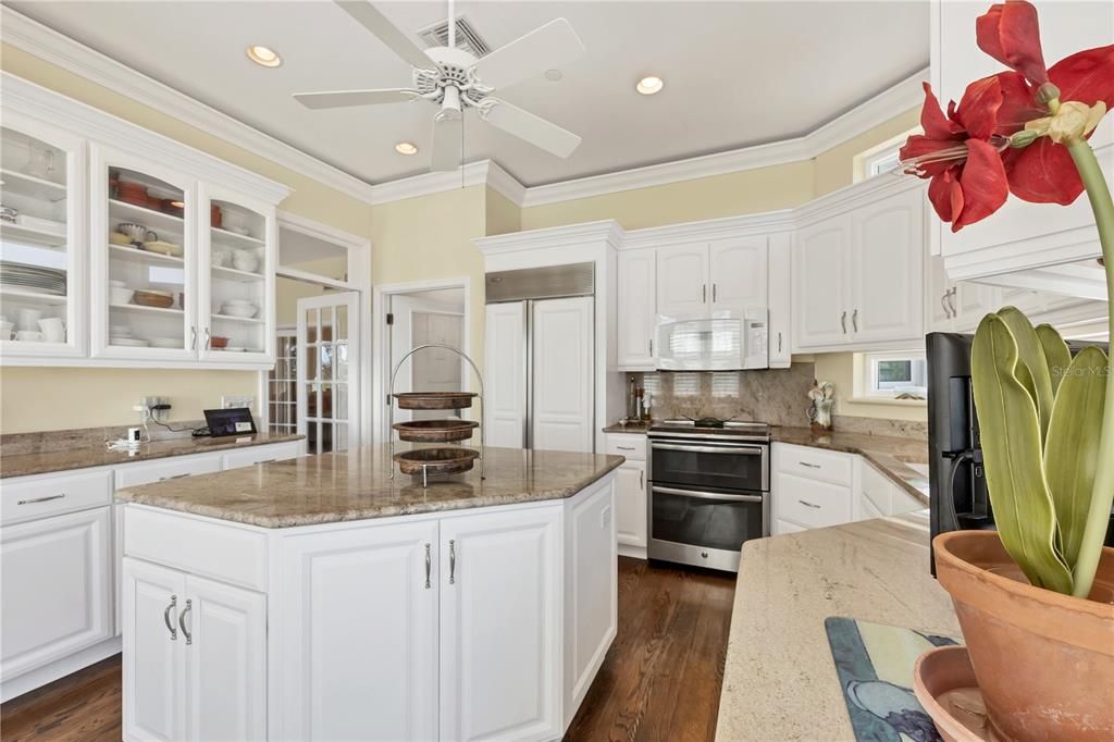 待售: $3,295,000 (3 贝兹, 3 浴室, 3387 平方英尺)