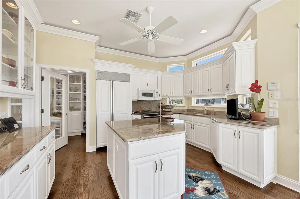 待售: $3,295,000 (3 贝兹, 3 浴室, 3387 平方英尺)