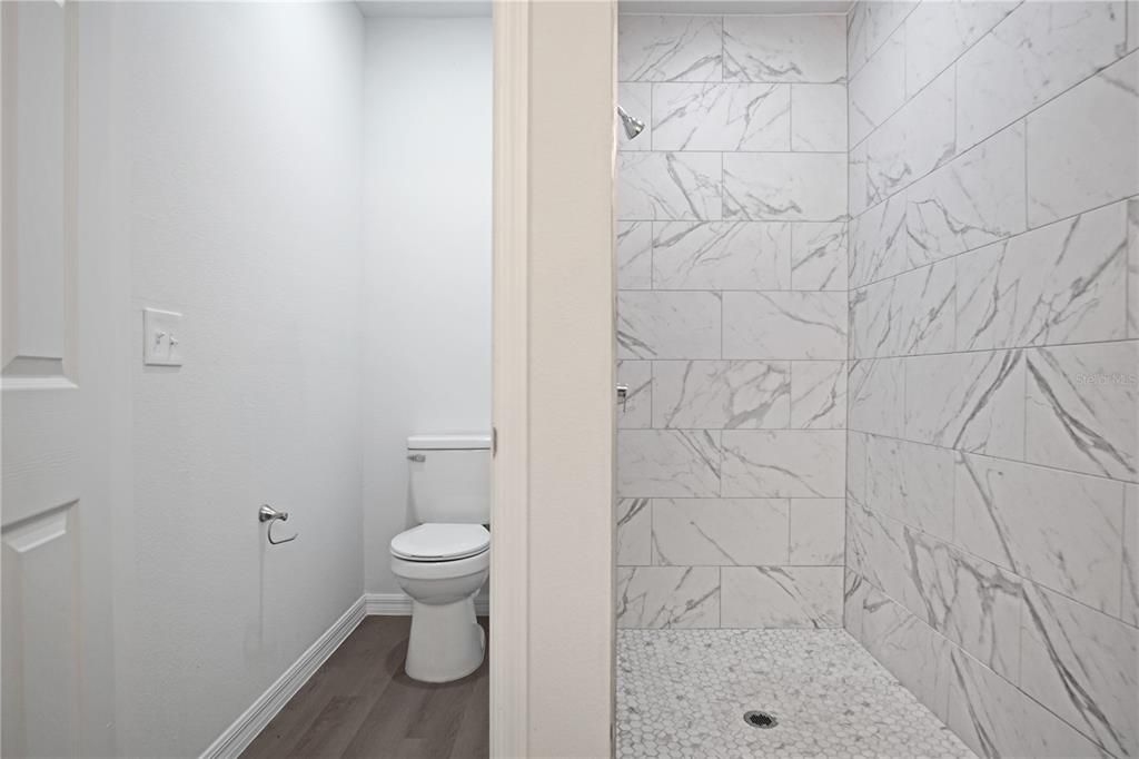 出租: $1,595 (3 贝兹, 2 浴室, 1696 平方英尺)