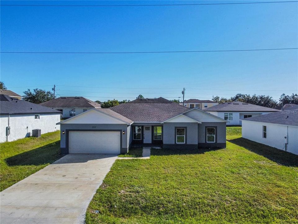 出租: $1,595 (3 贝兹, 2 浴室, 1696 平方英尺)