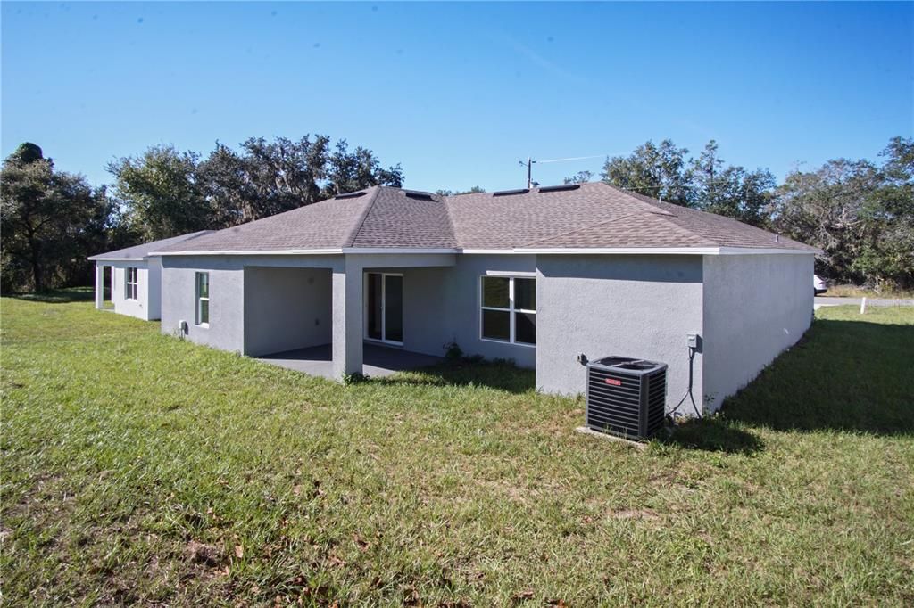 出租: $1,595 (3 贝兹, 2 浴室, 1696 平方英尺)