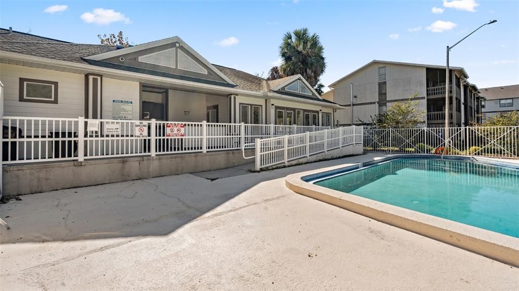 待售: $135,000 (3 贝兹, 2 浴室, 1289 平方英尺)