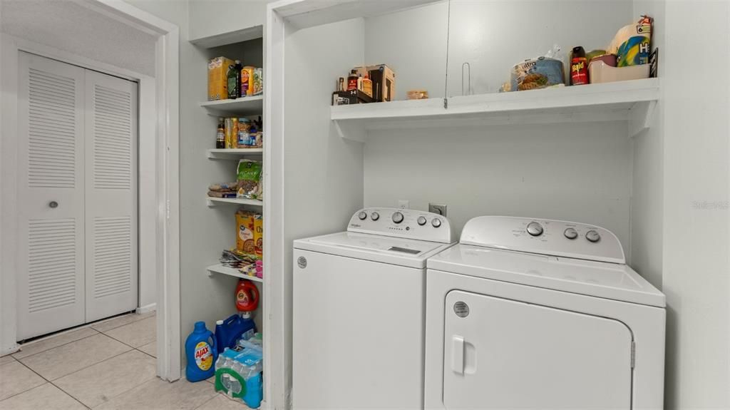 待售: $135,000 (3 贝兹, 2 浴室, 1289 平方英尺)