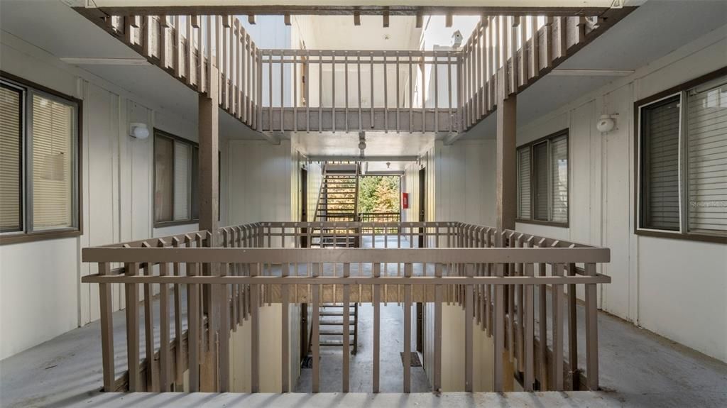 待售: $135,000 (3 贝兹, 2 浴室, 1289 平方英尺)