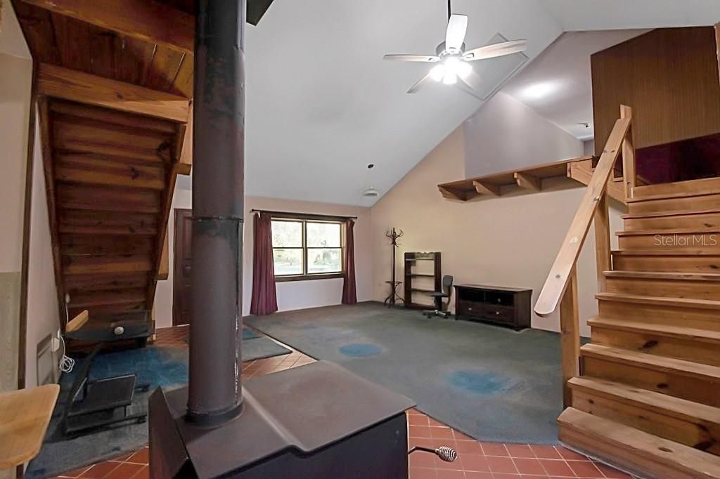 For Sale: $345,000 (3 beds, 1 baths, 1893 Square Feet)