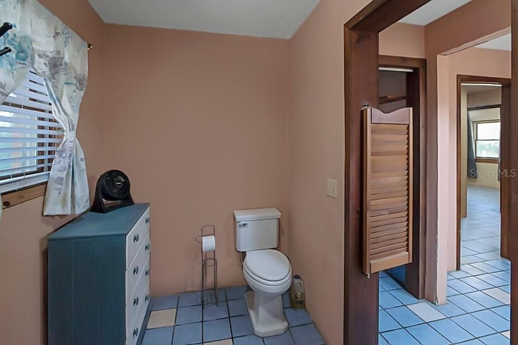 For Sale: $345,000 (3 beds, 1 baths, 1893 Square Feet)