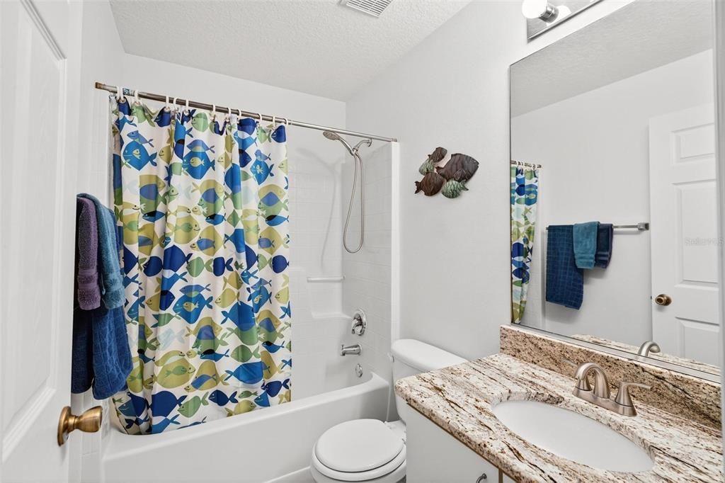 На продажу: $285,000 (3 спален, 2 ванн, 1621 Квадратных фут)