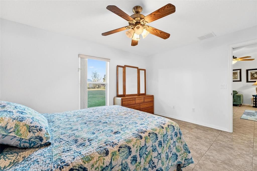 На продажу: $285,000 (3 спален, 2 ванн, 1621 Квадратных фут)