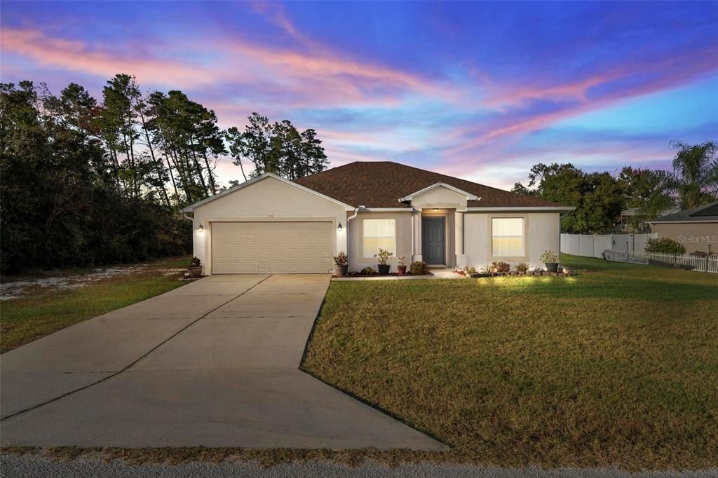 На продажу: $285,000 (3 спален, 2 ванн, 1621 Квадратных фут)