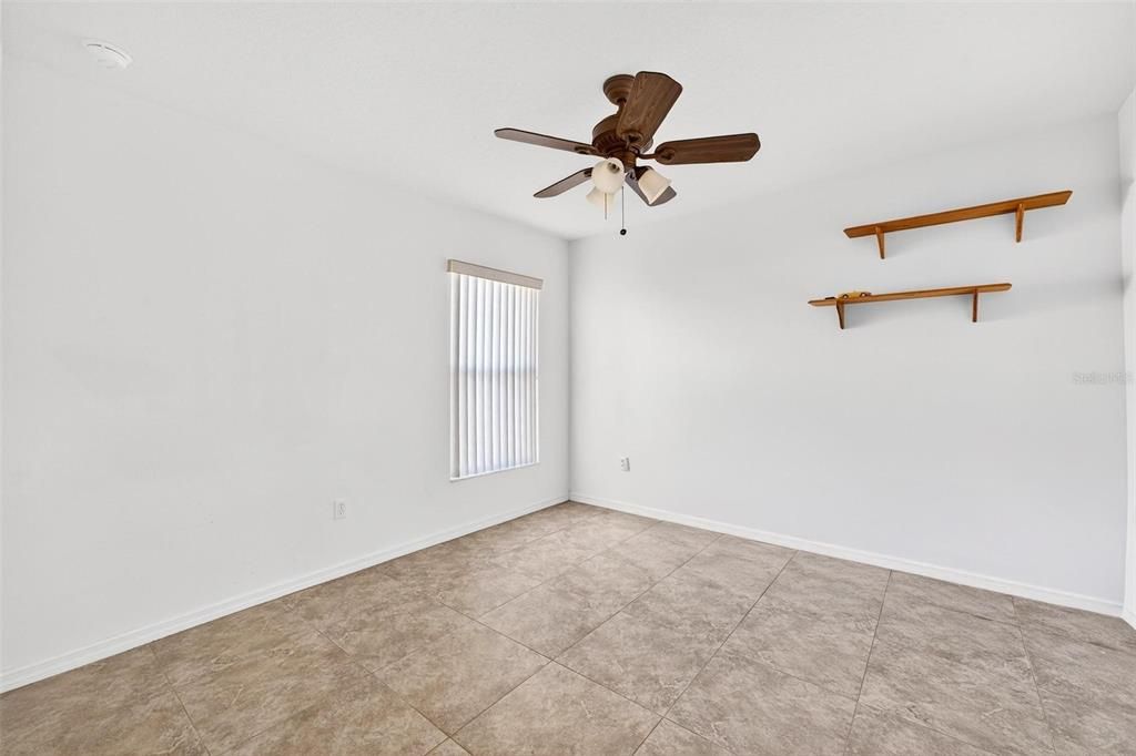 На продажу: $285,000 (3 спален, 2 ванн, 1621 Квадратных фут)